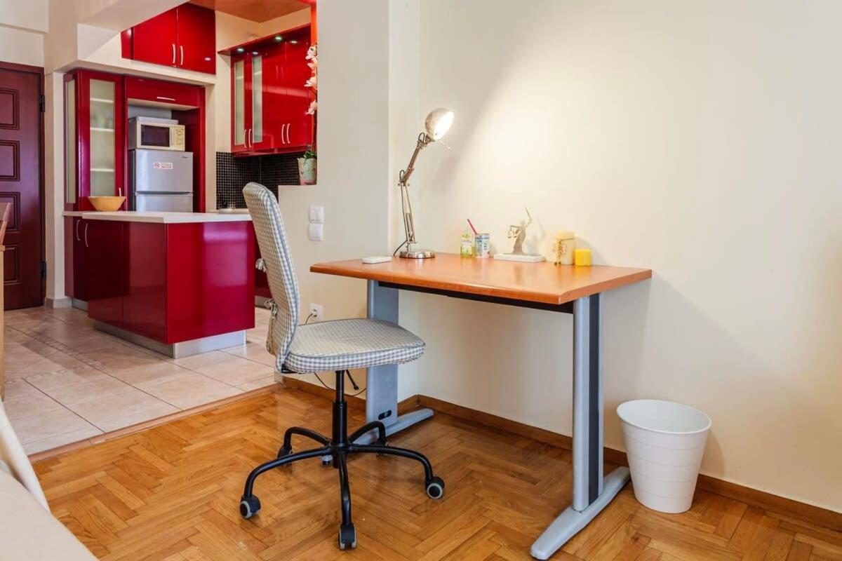 Athens Strawberry Hideaway - City Chic Retreat Exterior photo