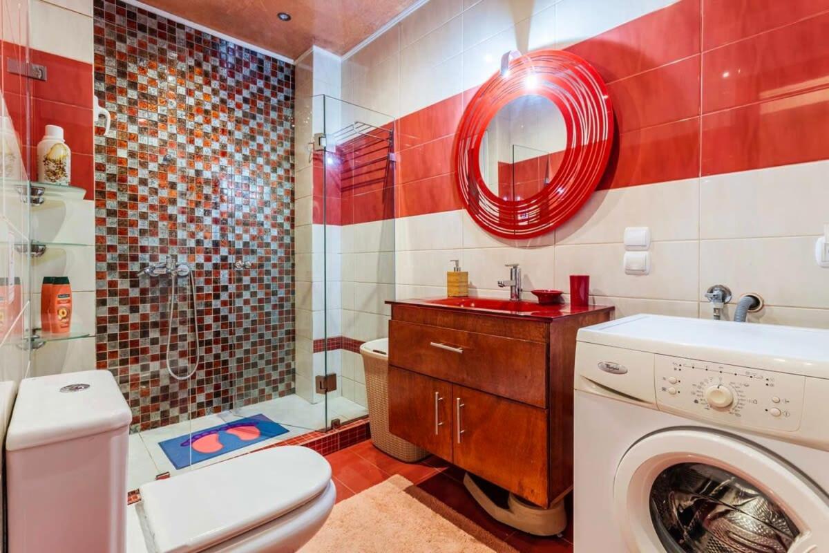 Athens Strawberry Hideaway - City Chic Retreat Exterior photo