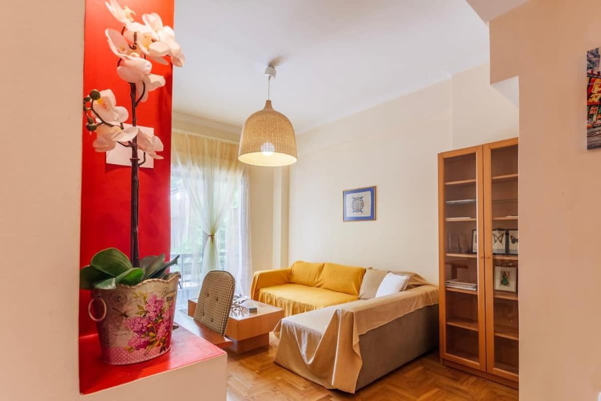 Athens Strawberry Hideaway - City Chic Retreat Exterior photo